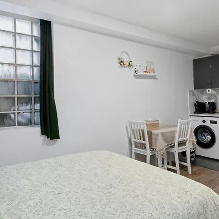 Apartment Lombards Centre *