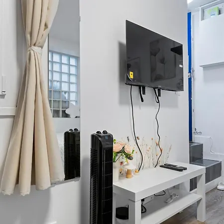 Apartment Lombards Centre