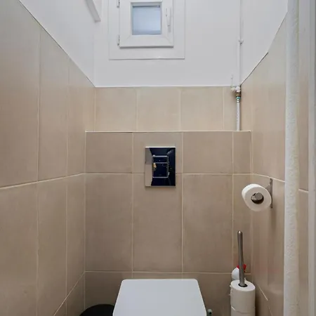 Apartment Lombards Centre